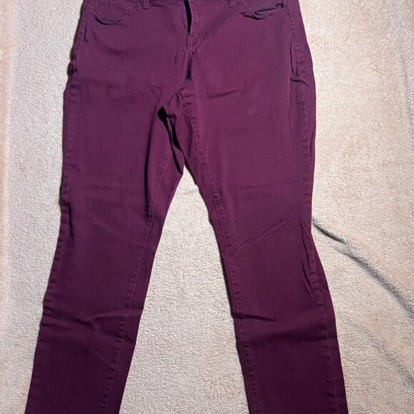 Wax Jean Los Angeles Women 14 Maroon Burgundy Mid Raise Straight Leg Jeans (L) - Picture 1 of 7